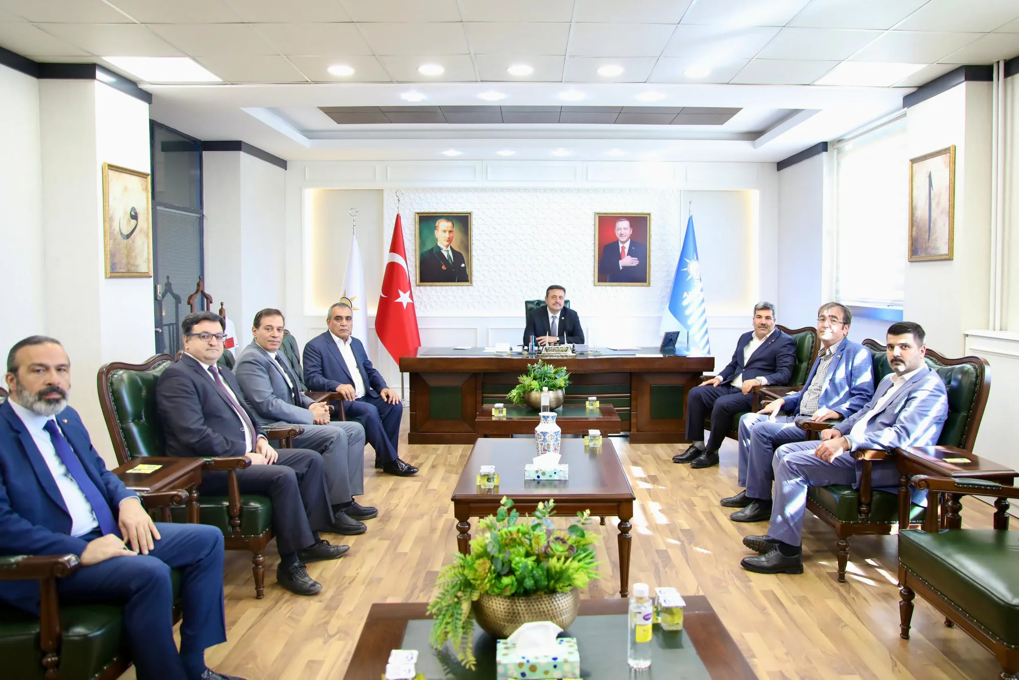 GAİB Yönetim Kurulu Ak Parti Gaziantep İl Başkanını Ziyaret Etti GAİB Yönetim Kurulu Ak Parti Gaziantep İl Başkanını Ziyaret Etti