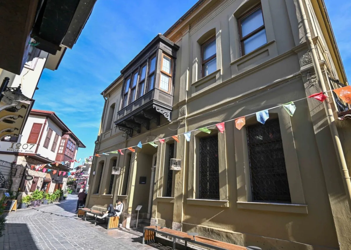 Antalya Kaleiçi Evleri Projesiyle Tarih Canlanıyor Antalya Kaleiçi Evleri Projesiyle Tarih Canlanıyor