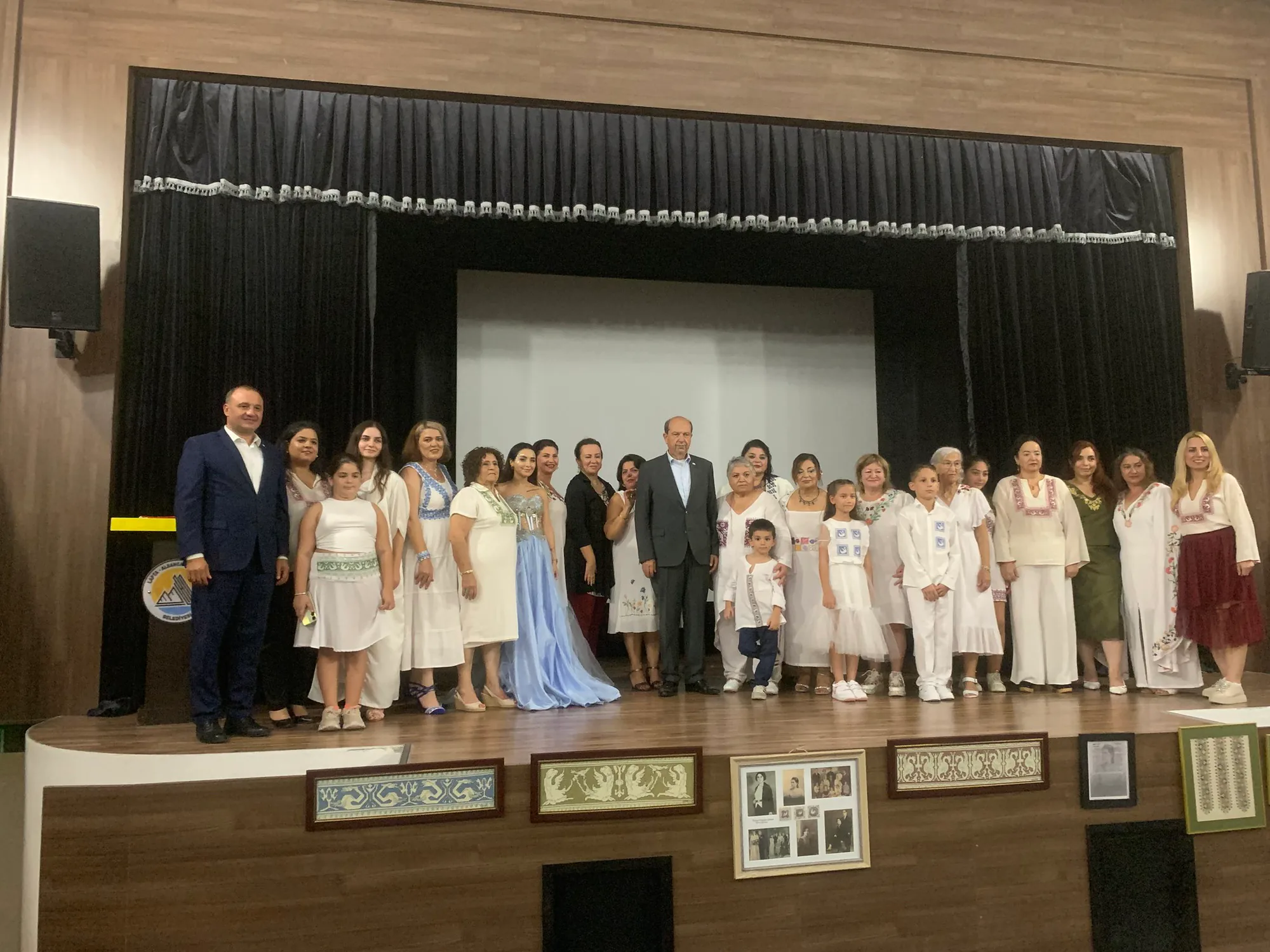 TİKA'nın Desteklediği Lapta Nakışları ve Ahşap Oymacılığı Sergisi TİKA'nın Desteklediği Lapta Nakışları ve Ahşap Oymacılığı Sergisi