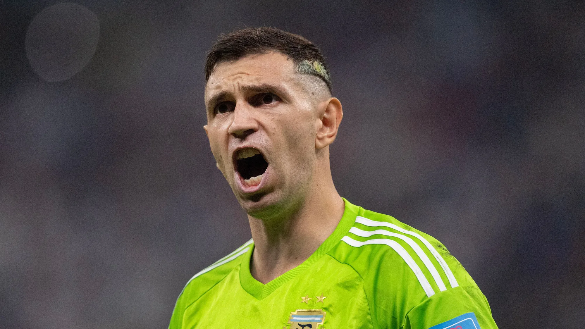 Emiliano Martínez Transferinde Sıcak Saatler: Juventus ve Fenerbahçe Yarışta Emiliano Martínez Transferinde Sıcak Saatler: Juventus ve Fenerbahçe Yarışta