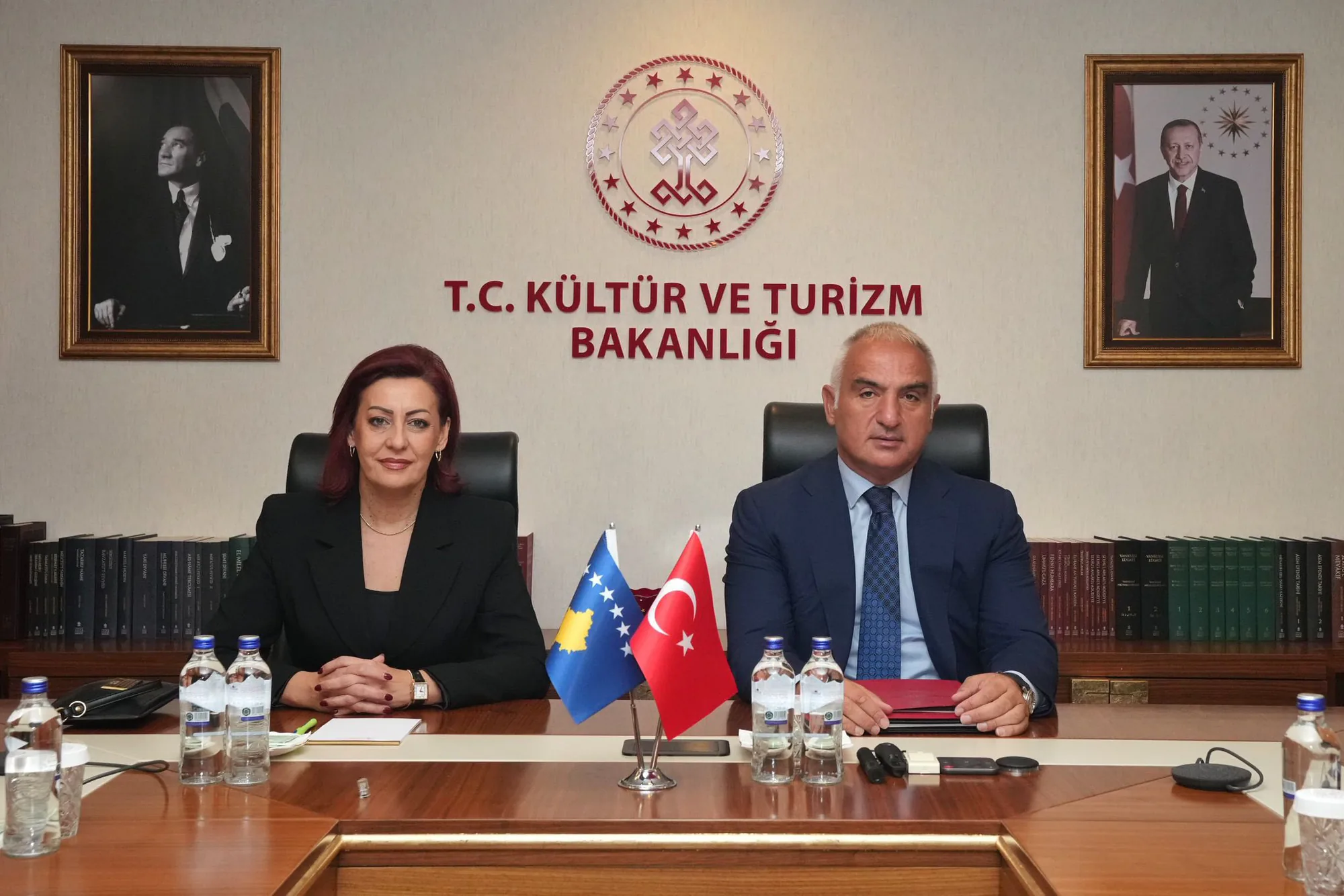 Türkiye ve Kosova Arasında Kültür ve Turizm İş Birliği Görüşmesi Yapıldı Türkiye ve Kosova Arasında Kültür ve Turizm İş Birliği Görüşmesi Yapıldı