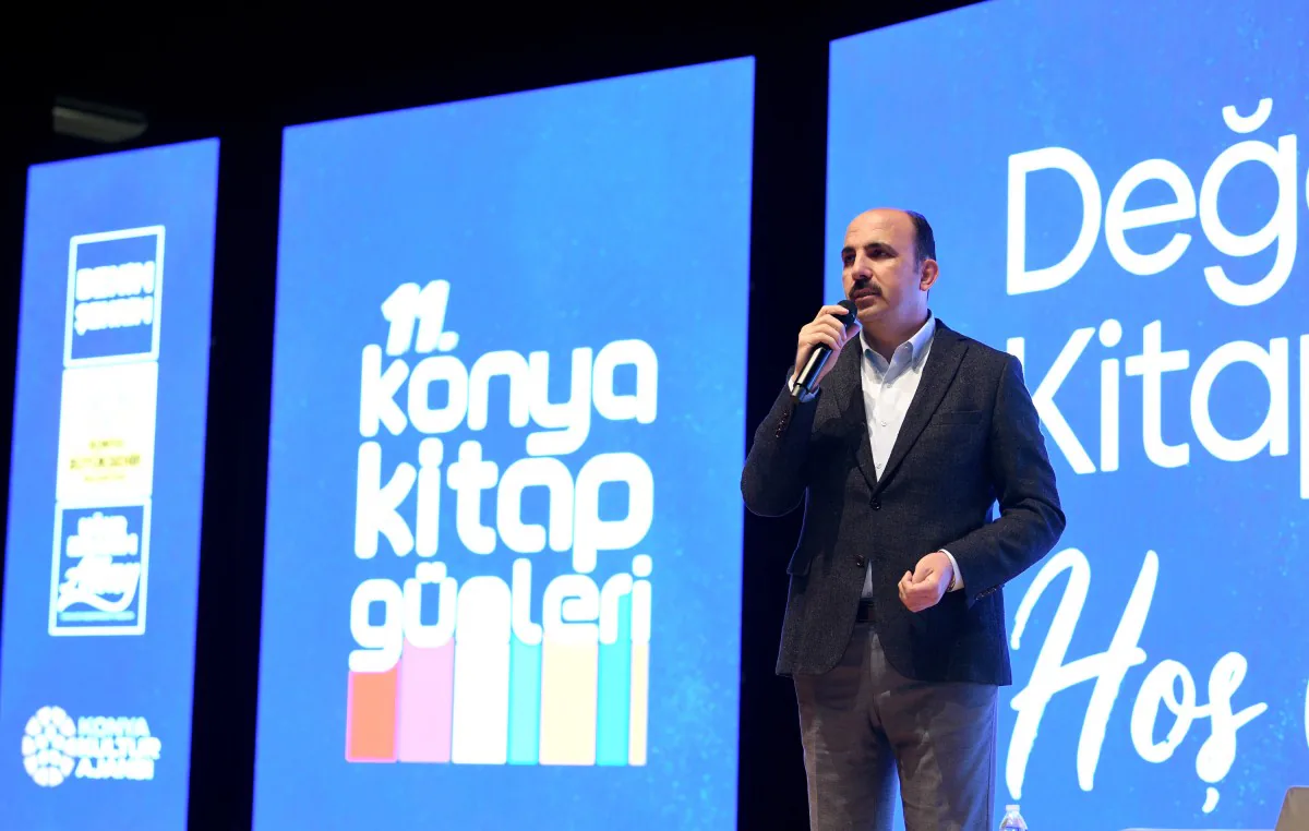 Konya Kitap Günleri: Kitapseverler Uğur İbrahim Altay ile Buluştu Konya Kitap Günleri: Kitapseverler Uğur İbrahim Altay ile Buluştu