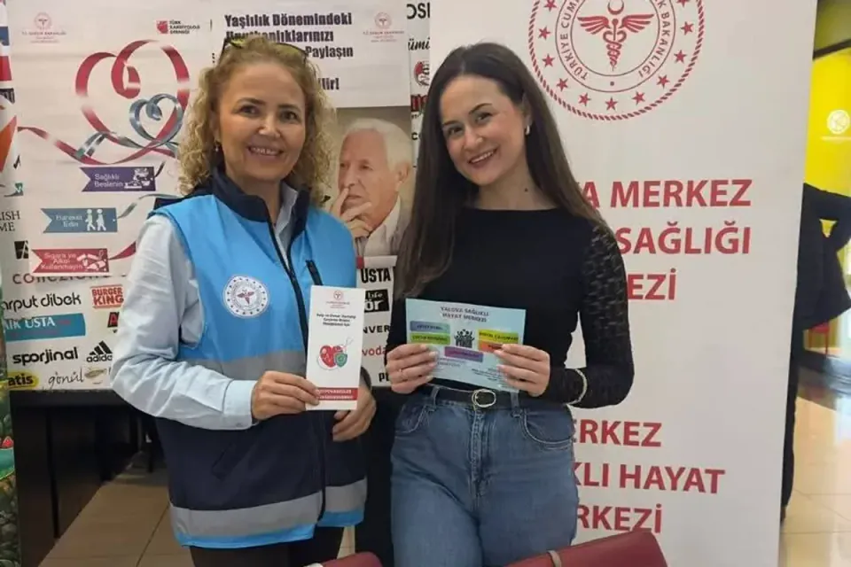Yalova'da Alzheimer ve Kanser Farkındalığı: Stantlarda Erken Tanı Uyarısı görseli