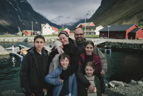 Cristian Mungiu'nun 'Fjord' Filmi: Din ve Laiklik Çatışması Merkezde