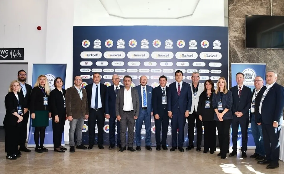 Aydın'da KOBİ'ler Dijital Dönüşüm İçin Toplandı Aydın'da KOBİ'ler Dijital Dönüşüm İçin Toplandı