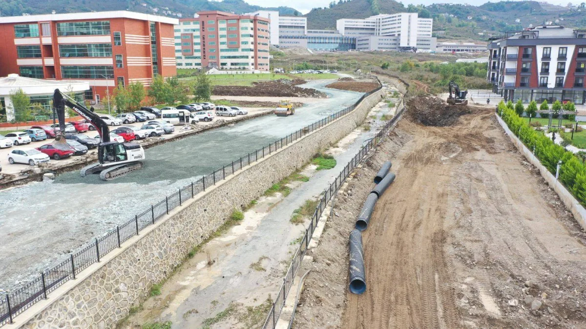 Ordu Büyükşehir Belediyesinden Ordu Şehir Hastanesine Ulaşım Kolaylaştırma Çalışmaları Ordu Büyükşehir Belediyesinden Ordu Şehir Hastanesine Ulaşım Kolaylaştırma Çalışmaları