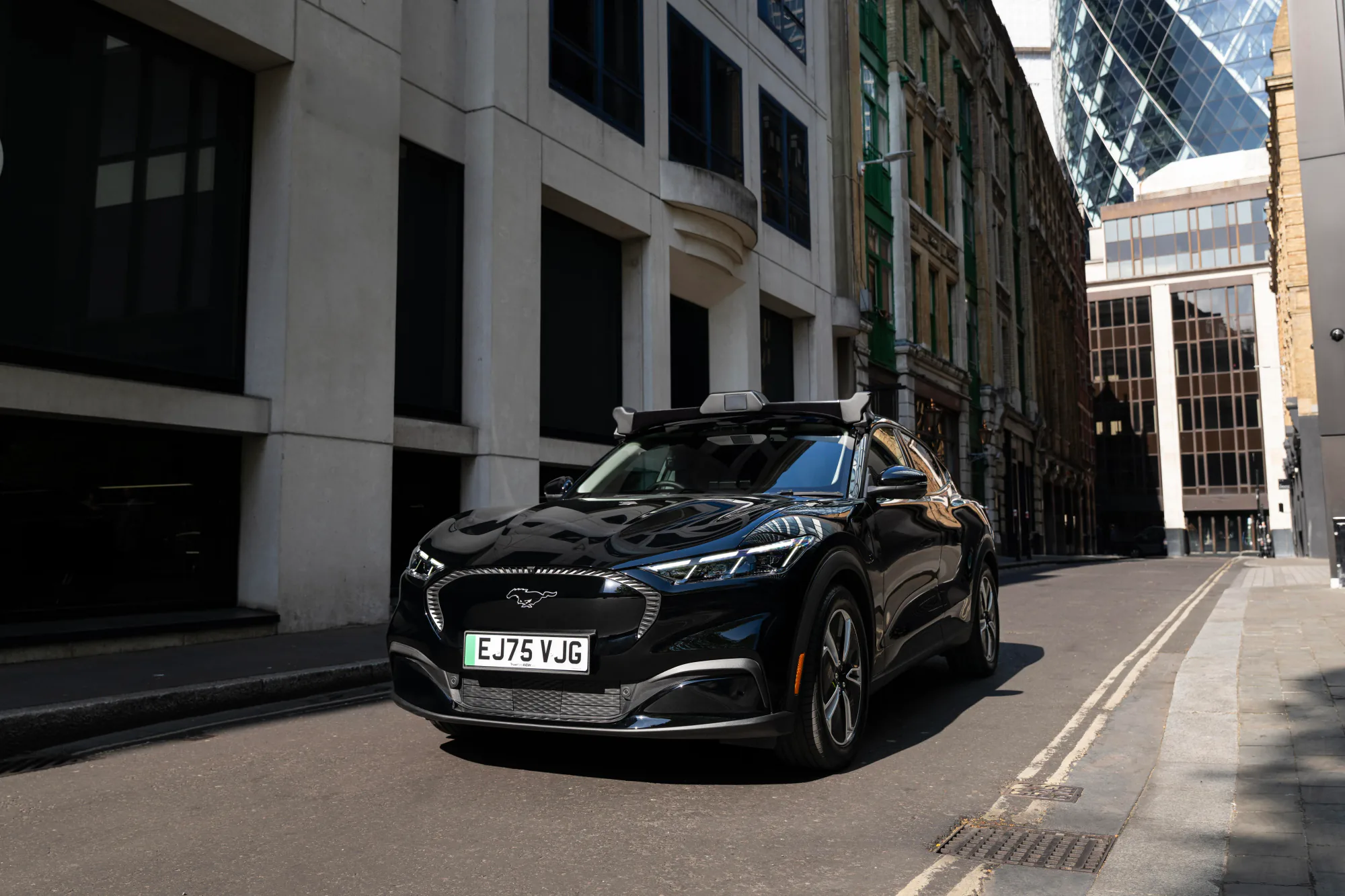 Uber Londra'da Robotaksi Dönemini Başlatıyor: İlk Yolcular İçin Ön Kayıt Başladı Uber Londra'da Robotaksi Dönemini Başlatıyor: İlk Yolcular İçin Ön Kayıt Başladı