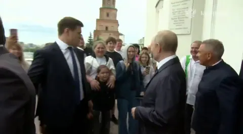 Putin'den Kazan'da Cami Ziyareti: Tataristan'da Dikkat Çeken Detay
