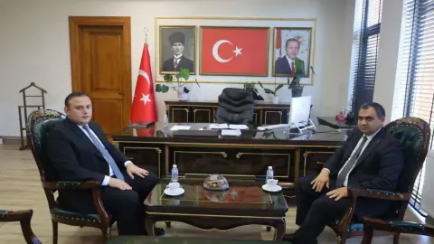 Vize Kaymakamı Balaban, Demirköy Kaymakamı Erdem'i ziyaret ederek başarı dileği iletti