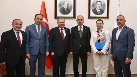 Kastamonu'nun Ulaşım ve Altyapı Talepleri Bakan Uraloğlu'na İletildi