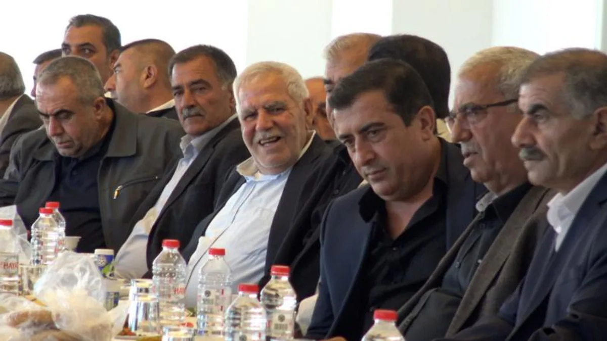 Şenyaşar ve Yıldız Aileleri Barıştı Şenyaşar ve Yıldız Aileleri Barıştı