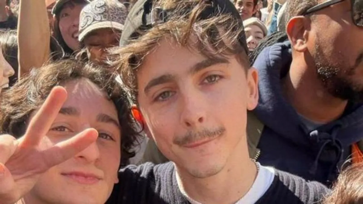Timothée Chalamet Sürpriz Ziyaret Gerçekleştirdi Timothée Chalamet Sürpriz Ziyaret Gerçekleştirdi