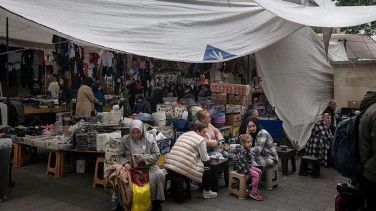 Türkiye'de İktisatçılar Asgari Ücret Belirlenirken Enflasyonu Dikkate Alınması Gerektiğini Vurguladı Türkiye'de İktisatçılar Asgari Ücret Belirlenirken Enflasyonu Dikkate Alınması Gerektiğini Vurguladı