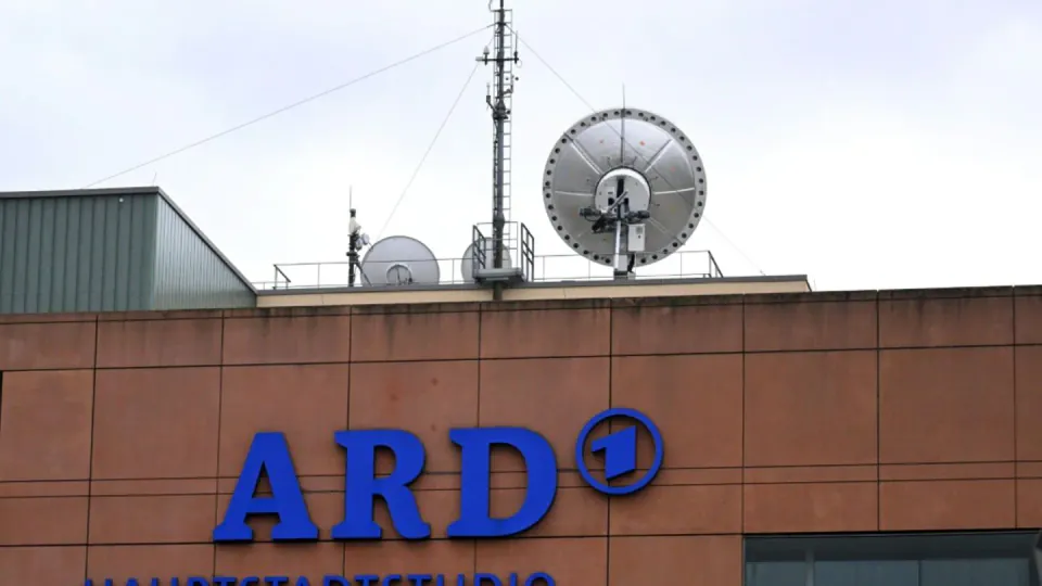 ARD'de Büyük Moderatör Değişimi: Yedi Tanınmış İsim Vedalaşıyor görseli