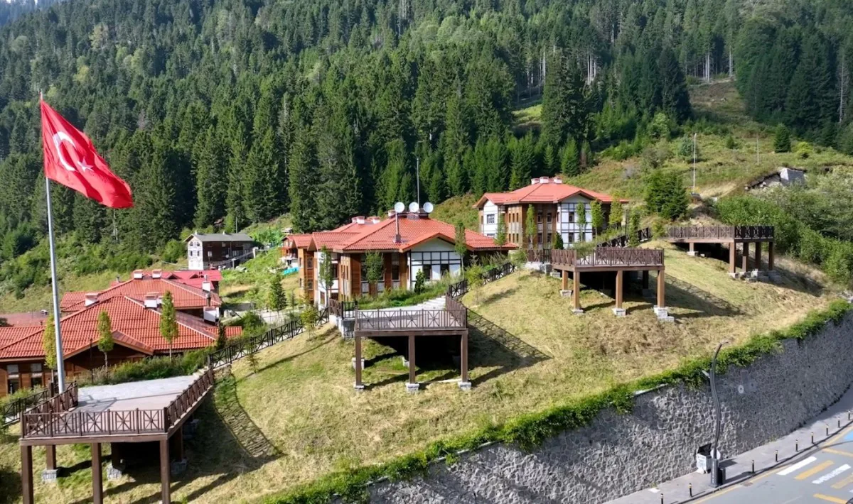 Ayder Yaylası'nda Yenileme ve Koruma Projesi Tamamlandı Ayder Yaylası'nda Yenileme ve Koruma Projesi Tamamlandı