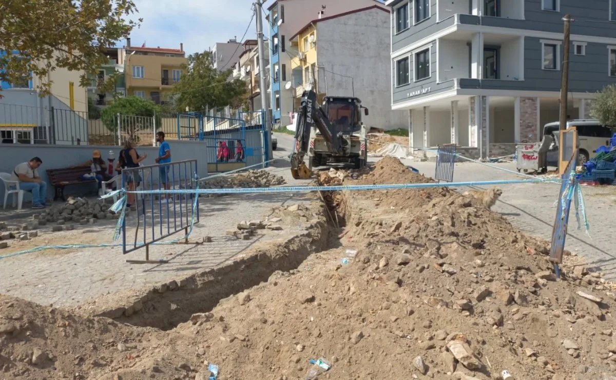 Balıkesir Ayvalık'ta Çevre Sağlığı Sorunlarına Çözüm Başladı Balıkesir Ayvalık'ta Çevre Sağlığı Sorunlarına Çözüm Başladı