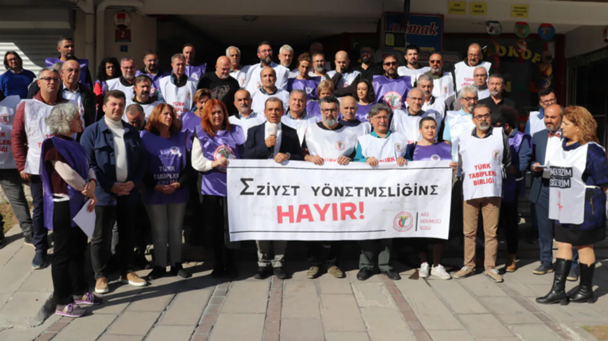 Aile Sağlığı Merkezlerinde İş Bırakma Eylemi Aile Sağlığı Merkezlerinde İş Bırakma Eylemi