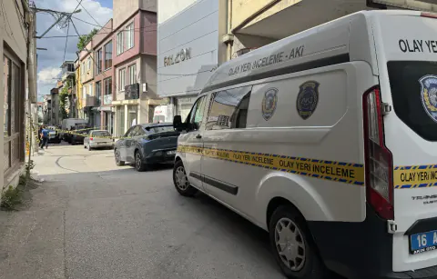 Bursa'da Alacak Verecek Kavgası Kanlı Bitti: İş Kadını ve Saldırgan Öldü