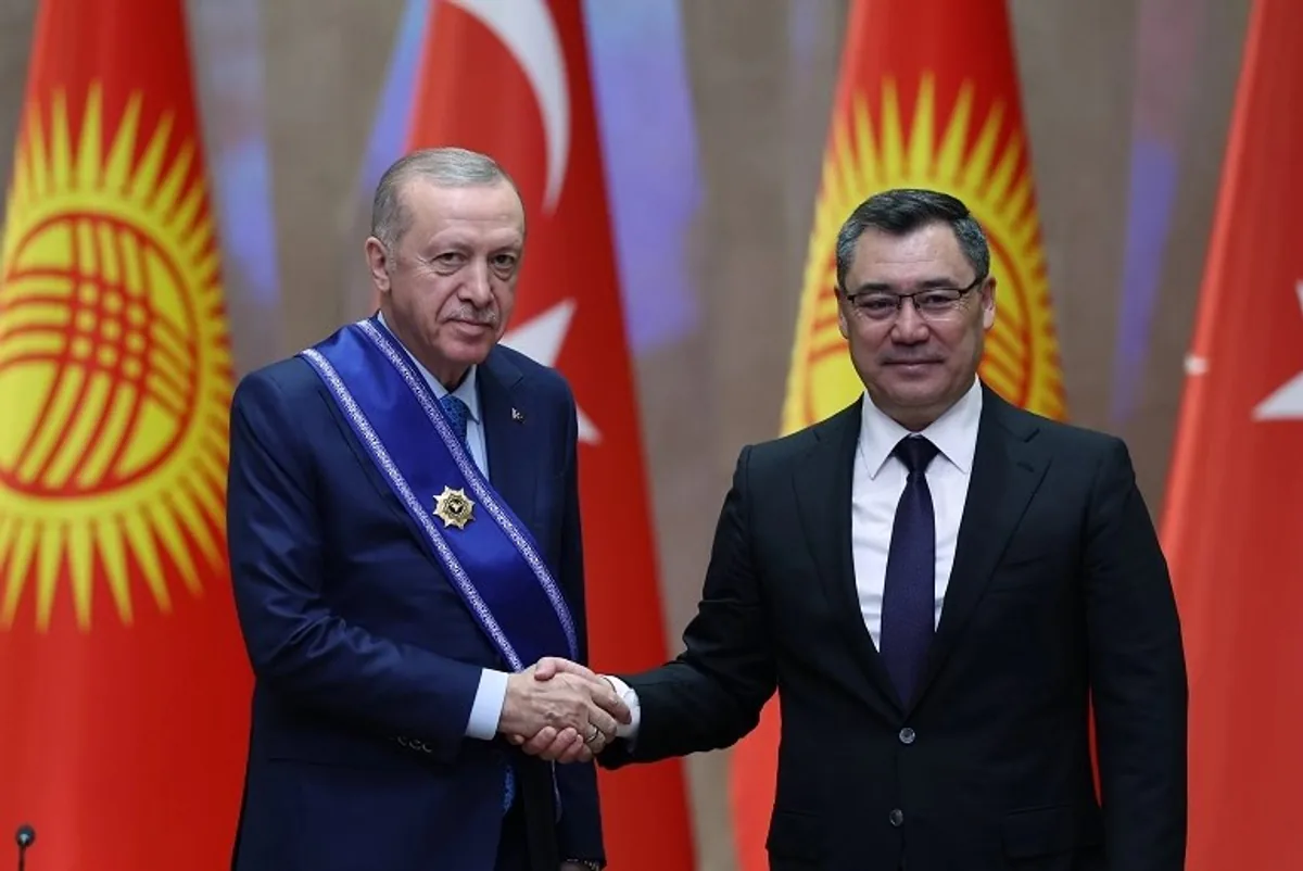 Cumhurbaşkanı Recep Tayyip Erdoğan ve Kırgızistan Cumhurbaşkanı Sadır Caparov Arasında İmzalanan Anlaşmalar ve Manas Nişanı Cumhurbaşkanı Recep Tayyip Erdoğan ve Kırgızistan Cumhurbaşkanı Sadır Caparov Arasında İmzalanan Anlaşmalar ve Manas Nişanı