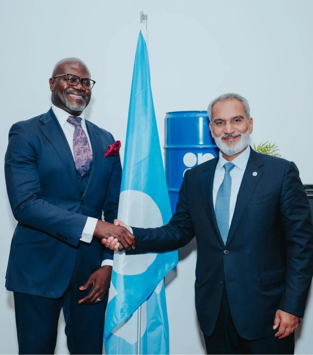 OPEC Genel Sekreteri Haitham Al Ghais, Afrika Enerji Haftası'nda ARDA İcra Sekreteri Anibor Kragha İle Bir Araya Geldi OPEC Genel Sekreteri Haitham Al Ghais, Afrika Enerji Haftası'nda ARDA İcra Sekreteri Anibor Kragha İle Bir Araya Geldi
