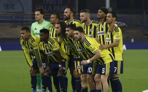 Fenerbahçe - Alanyaspor: Puan Yarışı, Kadro Durumu ve Yayın Kanalı