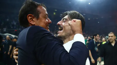 Yunanistan Ligi'nde Şampiyonluk Öncesi Kriz: Panathinaikos Başkanı'na Ağır Ceza