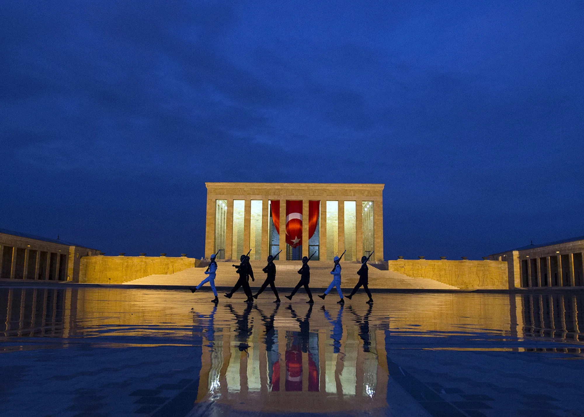 10 Kasım: Atatürk'ü Anma Günü 10 Kasım: Atatürk'ü Anma Günü