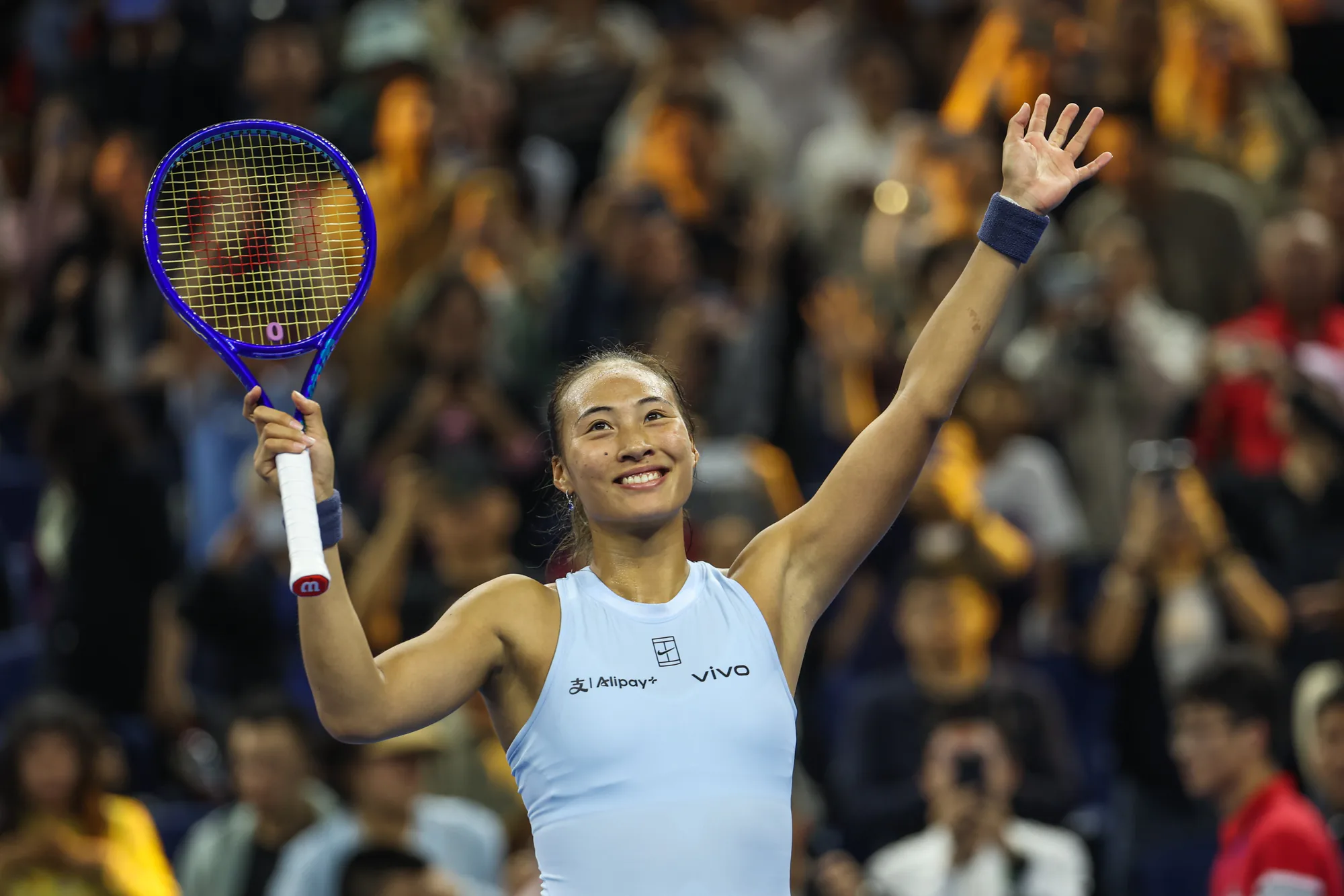 Zheng Qinwen: Olimpiyat Altını ve Küresel Marka Elçiliği Zheng Qinwen: Olimpiyat Altını ve Küresel Marka Elçiliği