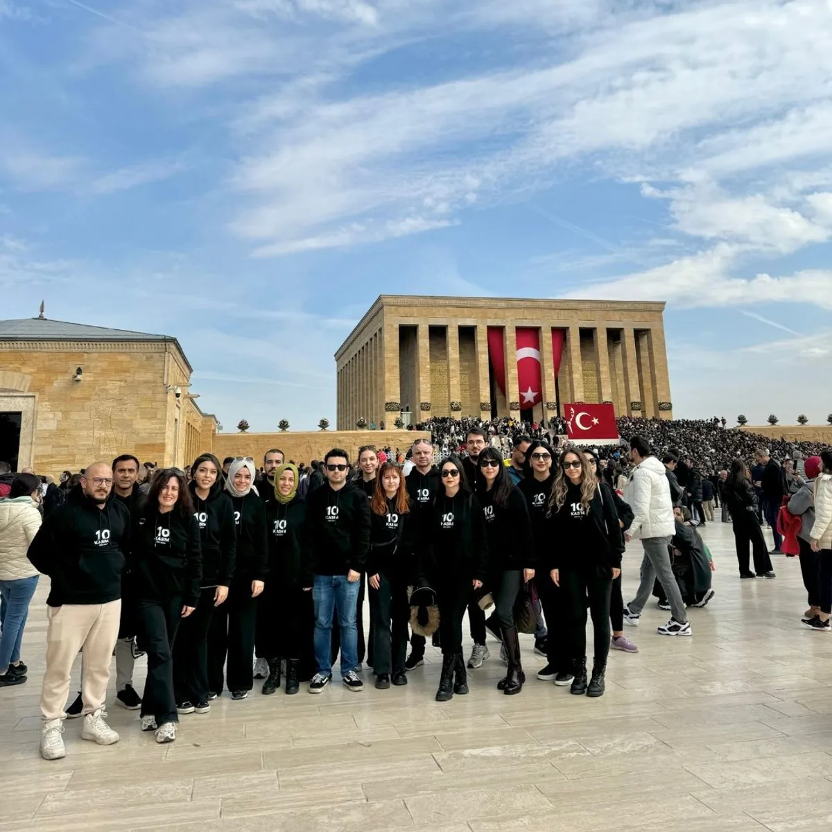 10 Kasım'da Paparunner'lar Anıtkabir'de Atatürk'ü Anarak Bir Araya Geldi 10 Kasım'da Paparunner'lar Anıtkabir'de Atatürk'ü Anarak Bir Araya Geldi