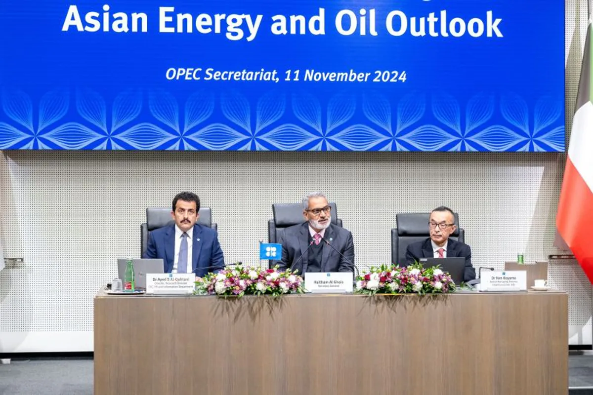 OPEC Sekreteri, Asya Enerji ve Petrol Görünüm Toplantısı Düzenledi OPEC Sekreteri, Asya Enerji ve Petrol Görünüm Toplantısı Düzenledi