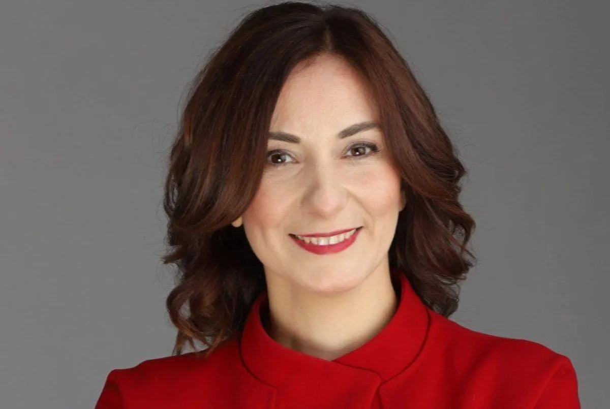 Aktivist, Seramik Sanatçısı ve Sanat Tarihçisi Özgür Ceren Can, Kültürel Mirasın Korunması ve Kentlerin Kimliklerinin Güçlendirilmesine Dikkat Çekti Aktivist, Seramik Sanatçısı ve Sanat Tarihçisi Özgür Ceren Can, Kültürel Mirasın Korunması ve Kentlerin Kimliklerinin Güçlendirilmesine Dikkat Çekti
