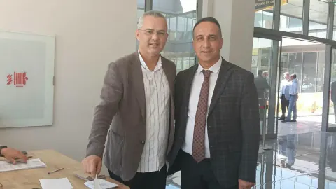 CHP ilçe kongreleri çarşamba günü de sürüyor: Üyeler sandık başında