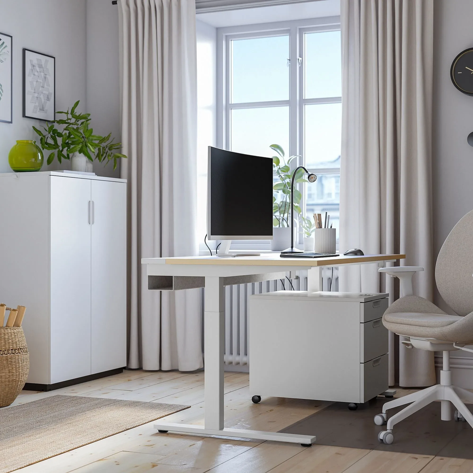 Ev Ofis Düzenlemede Verimlilik Rehberi: IKEA ile Ergonomik Çalışma Alanları Ev Ofis Düzenlemede Verimlilik Rehberi: IKEA ile Ergonomik Çalışma Alanları