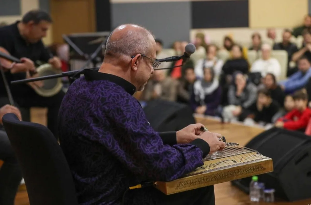 Sakarya Büyükşehir Belediyesinin Kültür Sanat Etkinlikleri: Göksel Baktagir ve Galata Quartet Konseri Sakarya Büyükşehir Belediyesinin Kültür Sanat Etkinlikleri: Göksel Baktagir ve Galata Quartet Konseri
