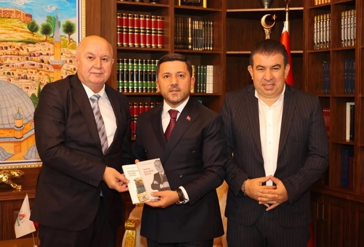 Nevşehir Belediye Başkanı Rasim Arı, Yerel Seçim Zaferini Kutladı Nevşehir Belediye Başkanı Rasim Arı, Yerel Seçim Zaferini Kutladı