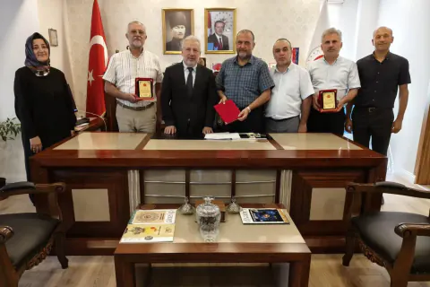 Yalova İl Müftülüğü'nde Tayin Görevlendirmesi: Plaketlerle Veda