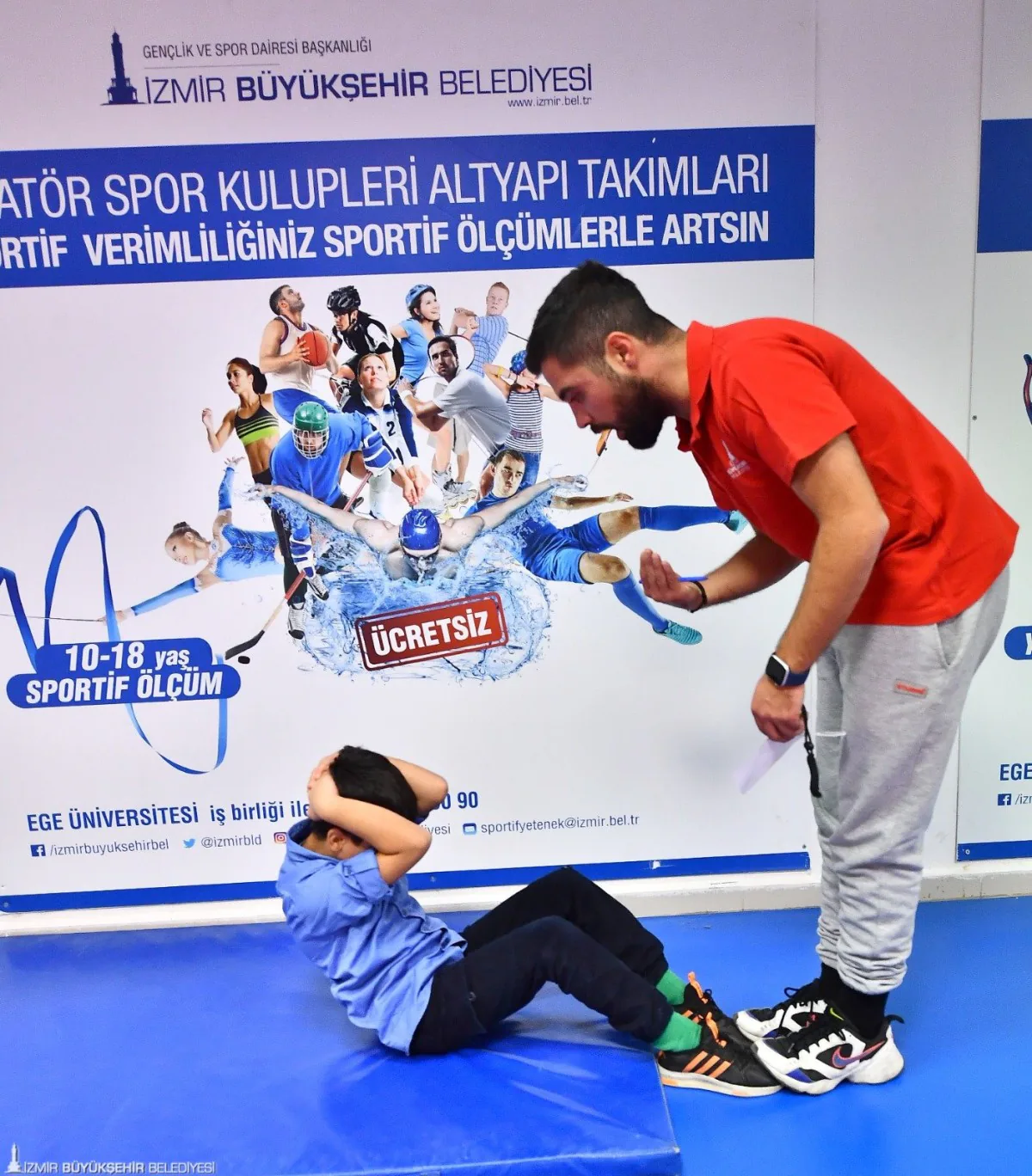İzmir'de Çocukların Spor İlgisi Artıyor İzmir'de Çocukların Spor İlgisi Artıyor
