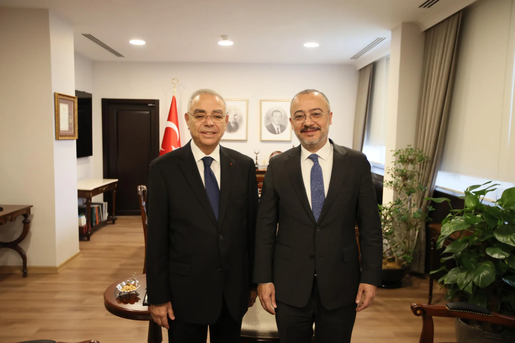 Bakan Yardımcısı Nuh Yılmaz, Maruni Ligi Başkanı Büyükelçi Khalil Karam İle Görüştü Bakan Yardımcısı Nuh Yılmaz, Maruni Ligi Başkanı Büyükelçi Khalil Karam İle Görüştü