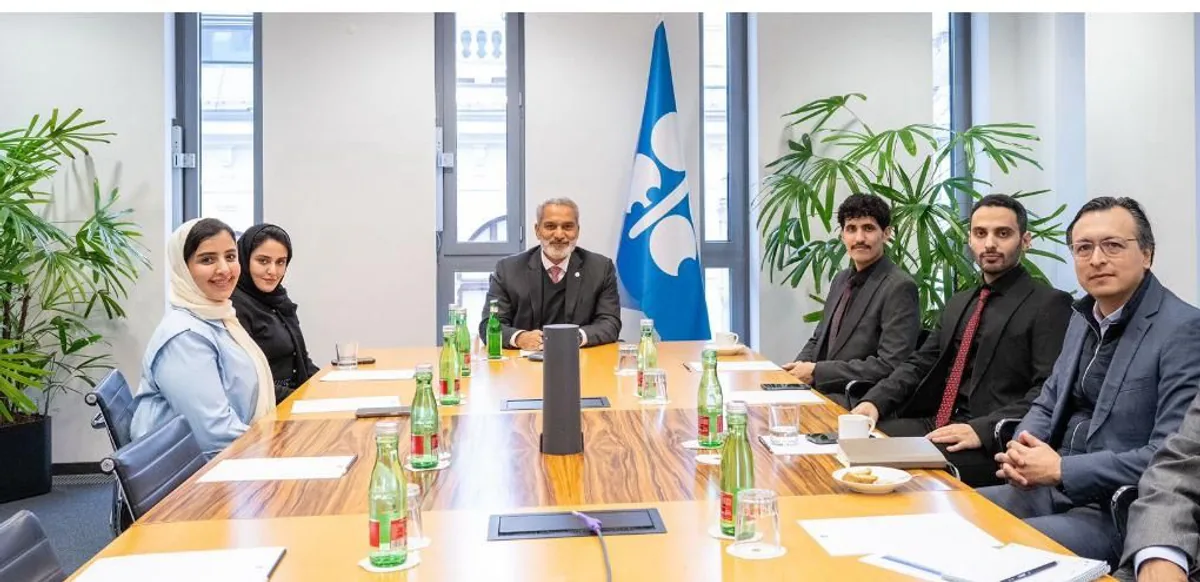 OPEC Genel Sekreteri Haitham Al Ghais, Suudi Arabistan Enerji Bakanlığı Hukuk Departmanı'ndan Dört Avukatı Kabul Etti OPEC Genel Sekreteri Haitham Al Ghais, Suudi Arabistan Enerji Bakanlığı Hukuk Departmanı'ndan Dört Avukatı Kabul Etti