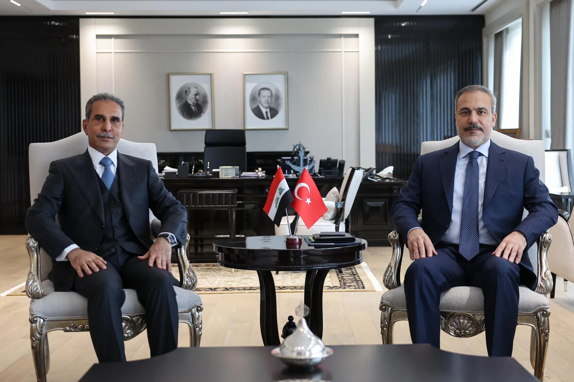 Bakan Hakan Fidan, Irak Yüksek Yargı Konseyi Başkanı ile Ankara'da Görüştü Bakan Hakan Fidan, Irak Yüksek Yargı Konseyi Başkanı ile Ankara'da Görüştü