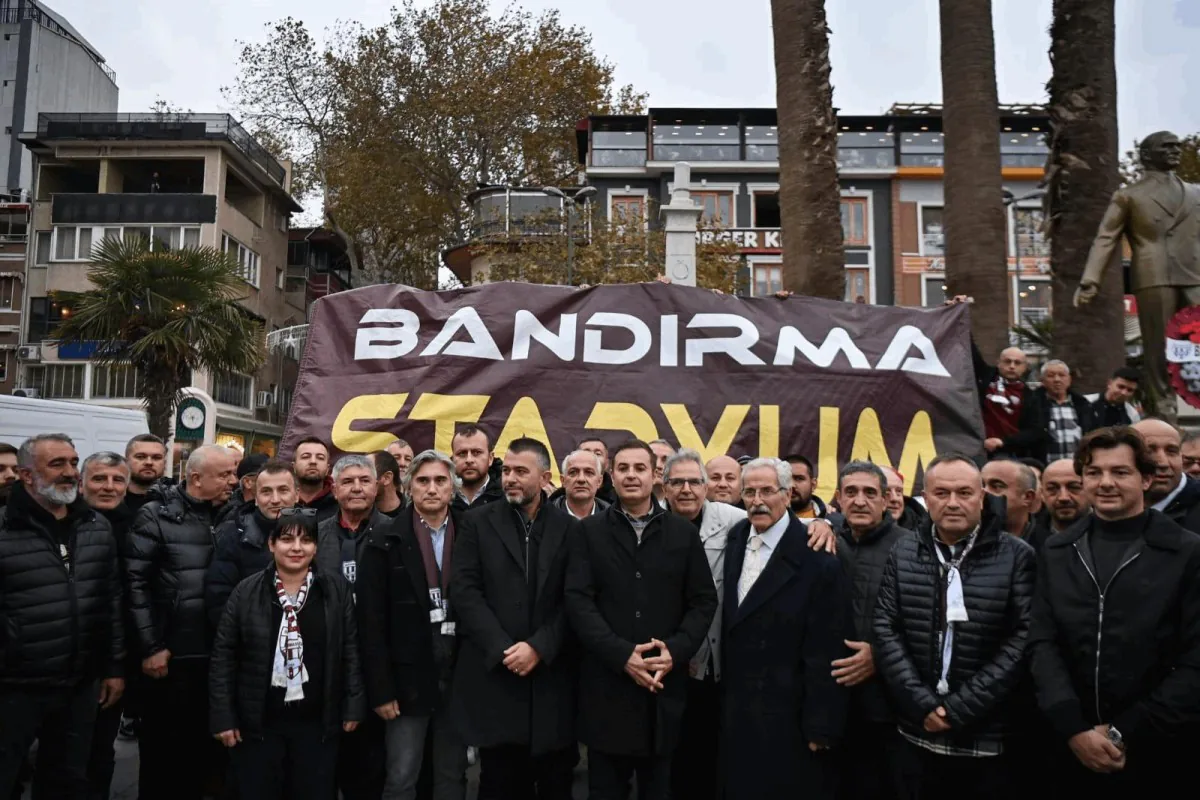 Balıkesir Büyükşehir Belediye Başkanı Ahmet Akın, Bandırmaspor’un Stadyum Talebini Destekledi Balıkesir Büyükşehir Belediye Başkanı Ahmet Akın, Bandırmaspor’un Stadyum Talebini Destekledi