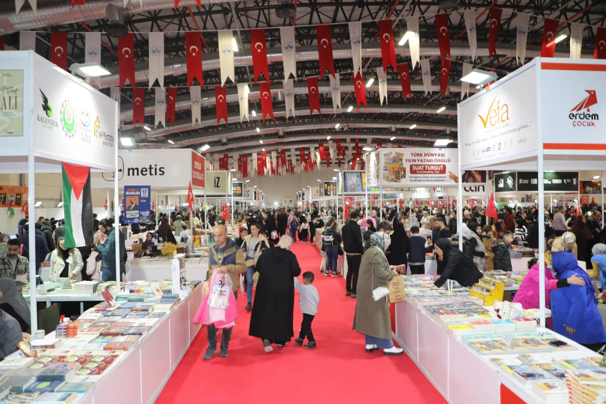 Elazığ Belediyesi 5. Kitap Fuarı Elazığ Belediyesi 5. Kitap Fuarı