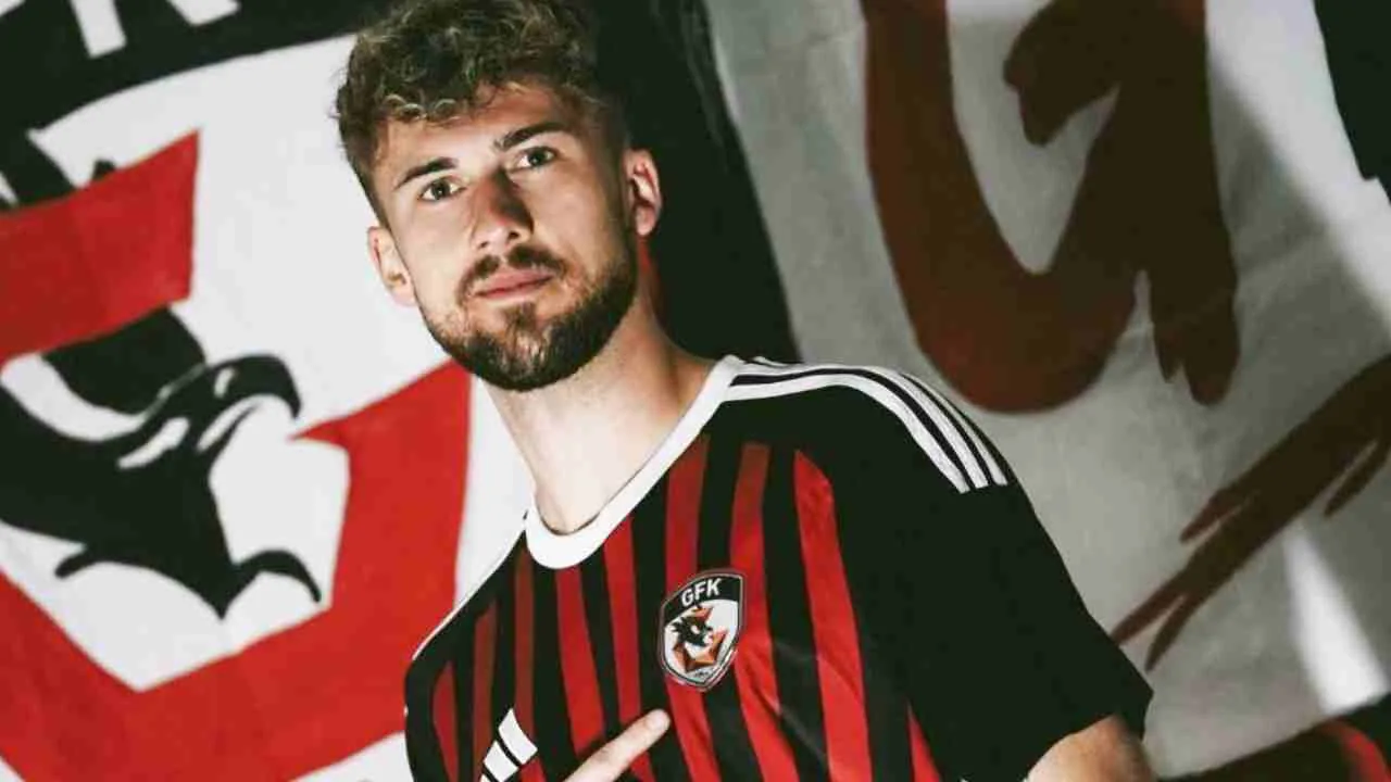 Gaziantep FK'dan Kaleye Avrupa Hamlesi: Kacper Tobiasz İmzayı Attı Gaziantep FK'dan Kaleye Avrupa Hamlesi: Kacper Tobiasz İmzayı Attı