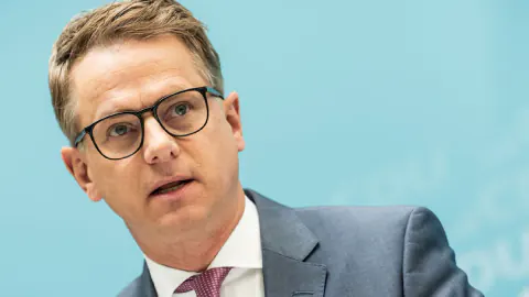 Almanya'da Kritik Reformlar: Emeklilik, Vergi ve Bakım Sigortasında 'Radikal' Dönem