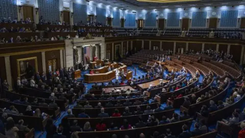 Trump'tan Kongre'ye Kritik Çağrı: 350 Milyar Dolarlık Savunma Bütçesi Masada