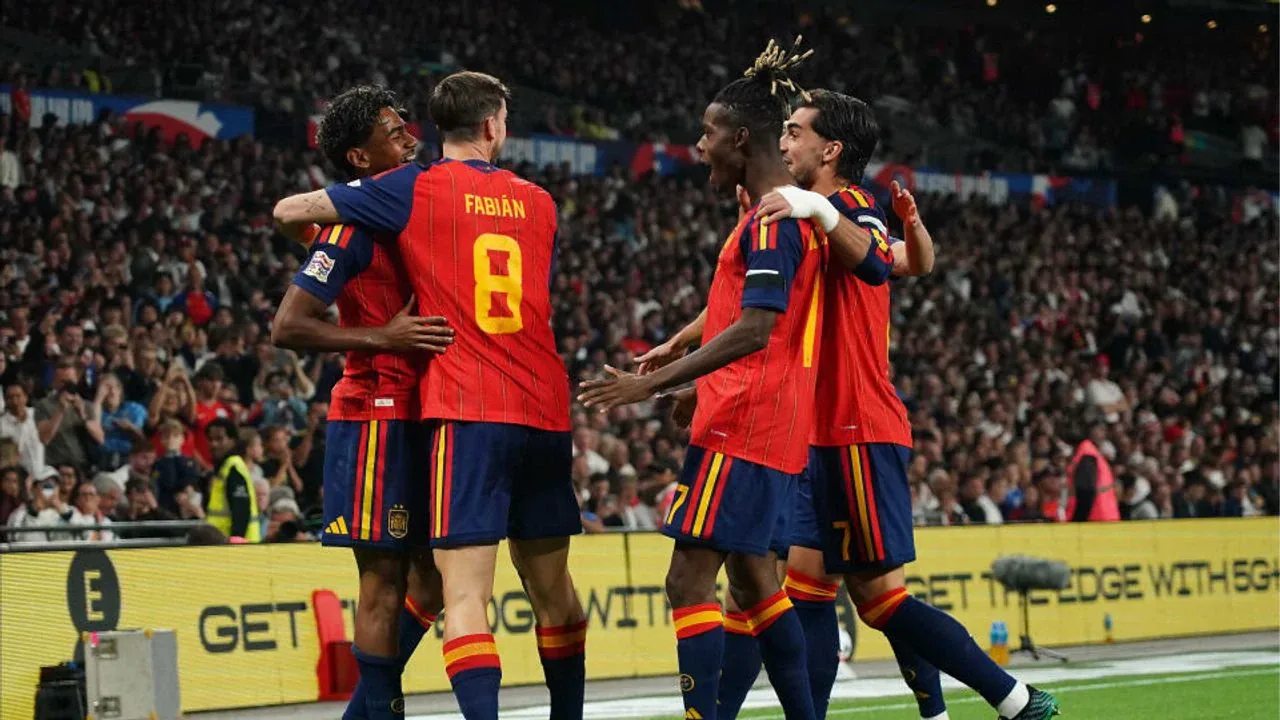 İspanya, Wembley'de İngiltere'yi 3-2 yendi: Yamal, Baena ve Oyarzabal golcü İspanya, Wembley'de İngiltere'yi 3-2 yendi: Yamal, Baena ve Oyarzabal golcü
