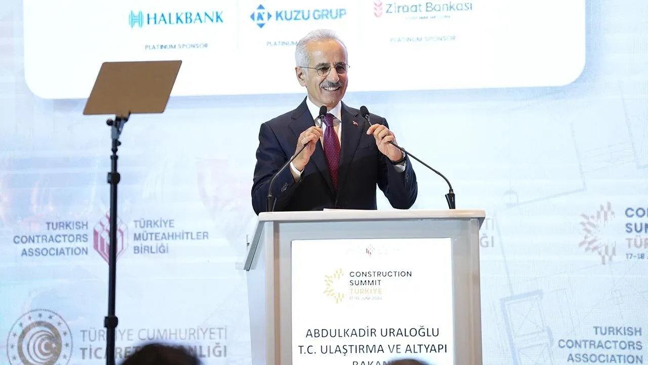 Bakan Uraloğlu Açıkladı: Türk Müteahhitler 138 Ülkede Proje İmzaladı Bakan Uraloğlu Açıkladı: Türk Müteahhitler 138 Ülkede Proje İmzaladı
