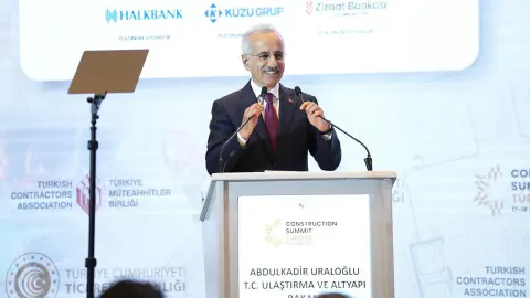 Bakan Uraloğlu Açıkladı: Türk Müteahhitler 138 Ülkede Proje İmzaladı