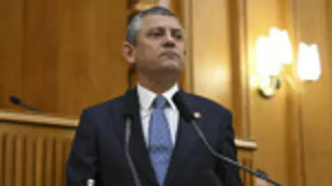 Özgür Özel: "Emeklilerde sosyal patlama eşiği", Temmuz zammı yetmedi uyardı