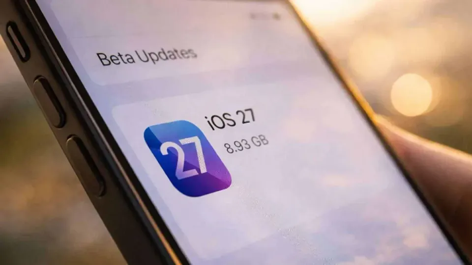 iOS 27 ve watchOS 27 Geliyor: Apple'ın Yazılım Stratejisinde Radikal Değişim görseli